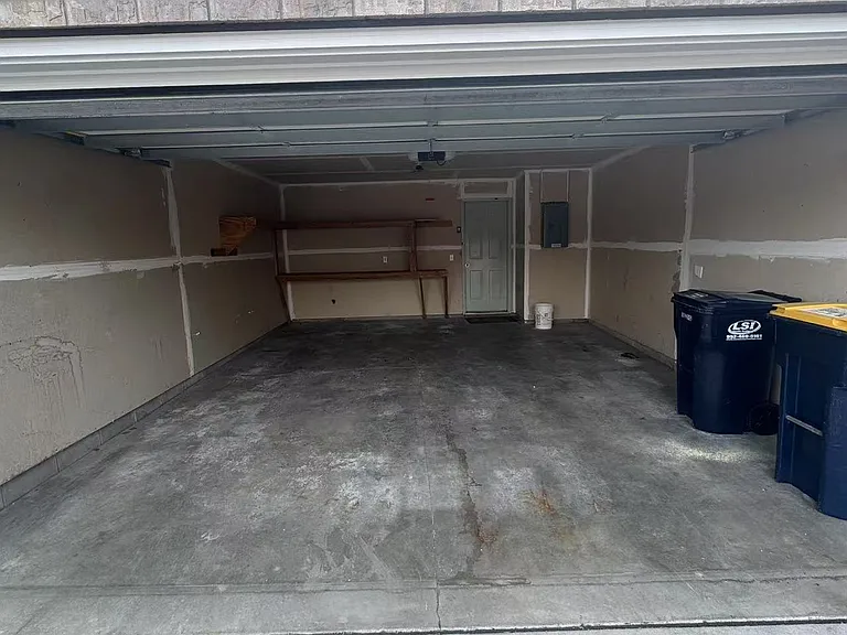 15716 Flackwood Ave — Photo 4