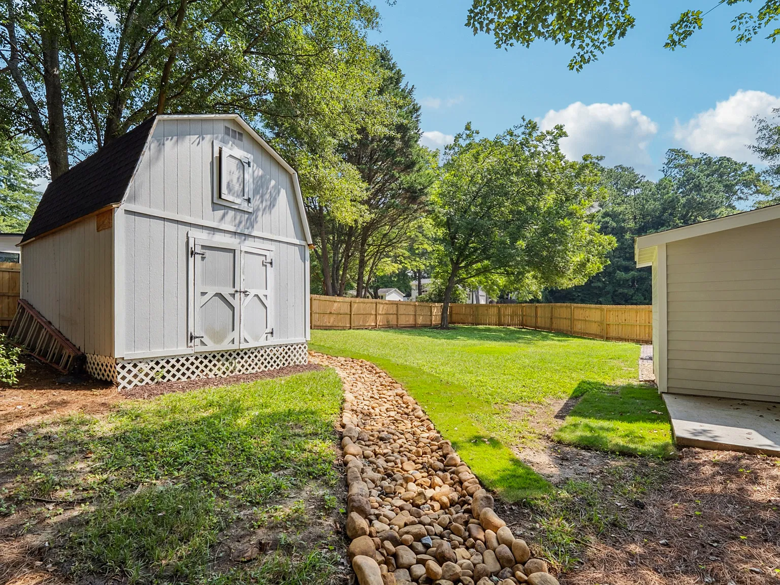 3 bed, 1262 sqft, $2,750 — Photo 3
