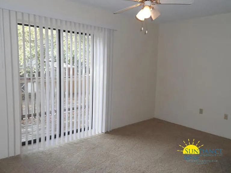263K Brooks St SE — Photo 4