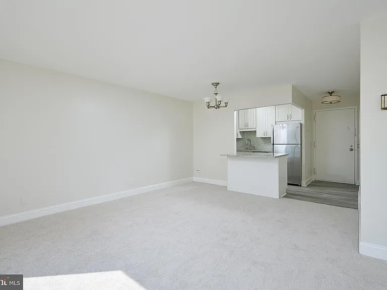 3100 S Manchester St #635 — Photo 17