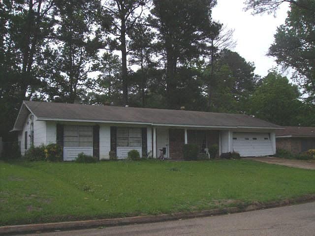 2nd image of 1322 Sharon Dr