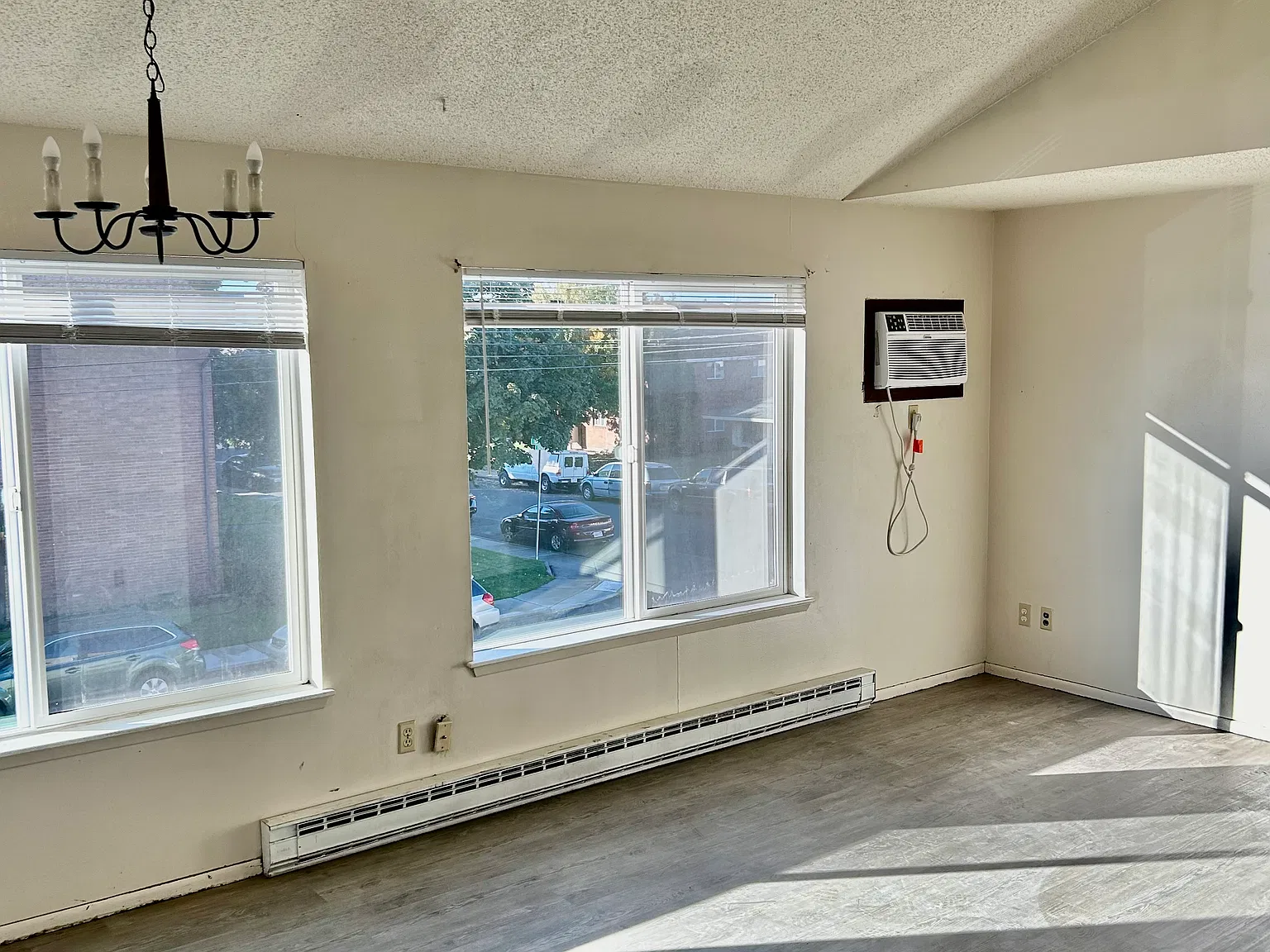 1 bed, 800 sqft, $950 — Photo 3