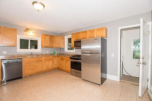 75 Hammond St #1 Photo 1