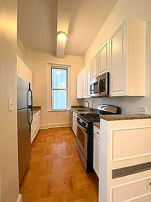 2nd image of 903 Park Ave APT 11C