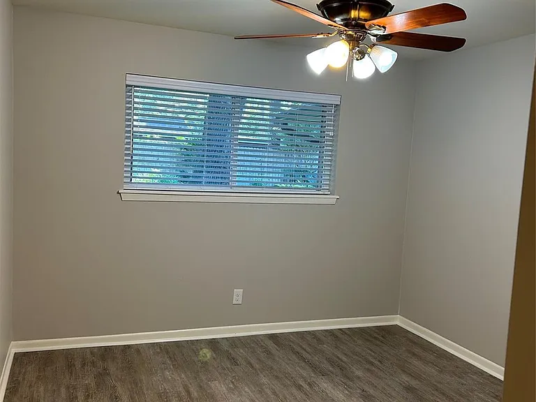 10233 Moorberry Ln — Photo 8