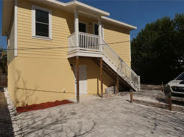 2717 14th St N #1/2, Saint Petersburg, FL 33704