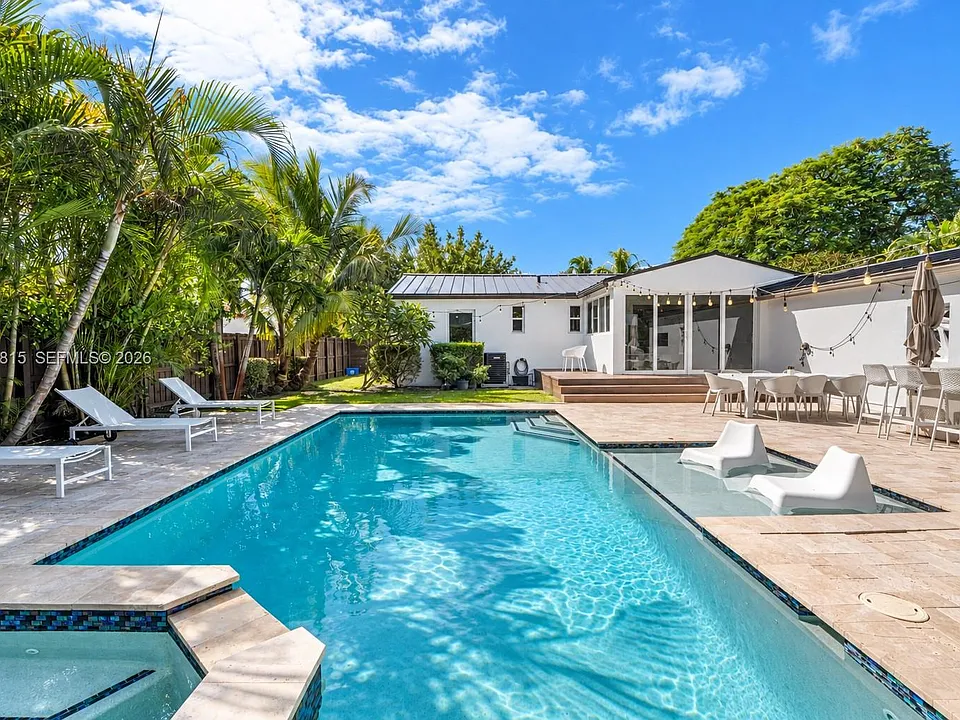 119 NW 110th St