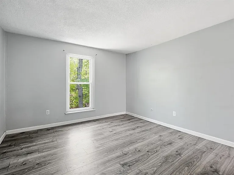 15 Shadowbrook Ln #28 — Photo 7