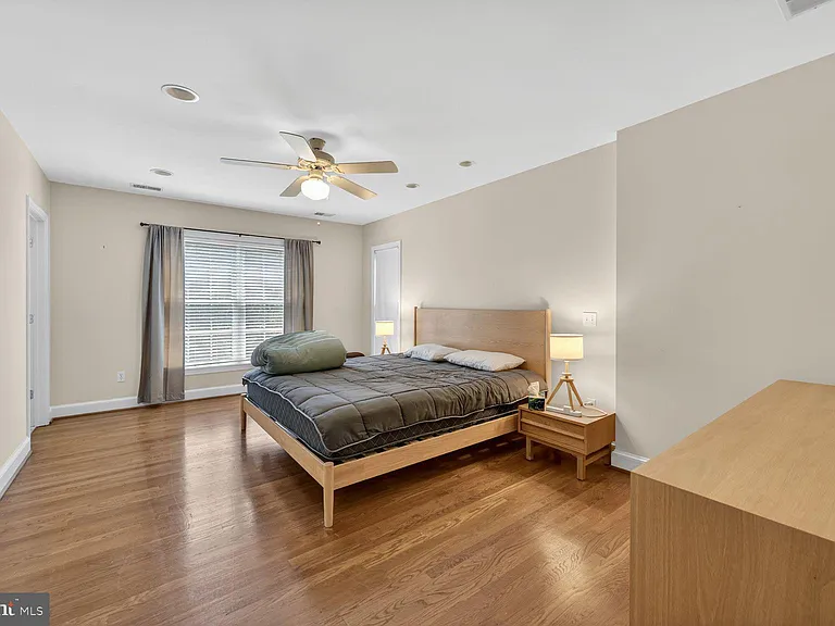 5105 34th St NW — Photo 23