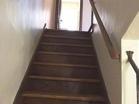 3rd image of 1623 King Ave