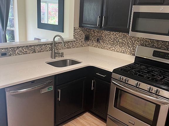 4th image of 3079 Ailsa Craig Dr