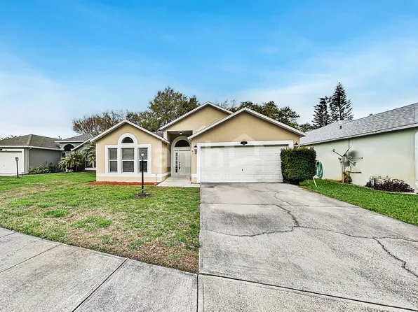 1667 Vista Lake Cir, Melbourne, FL 32904