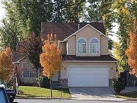1st image of 975 W Greenoaks Dr