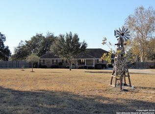 8695 W Fm 476, Poteet, TX 78065