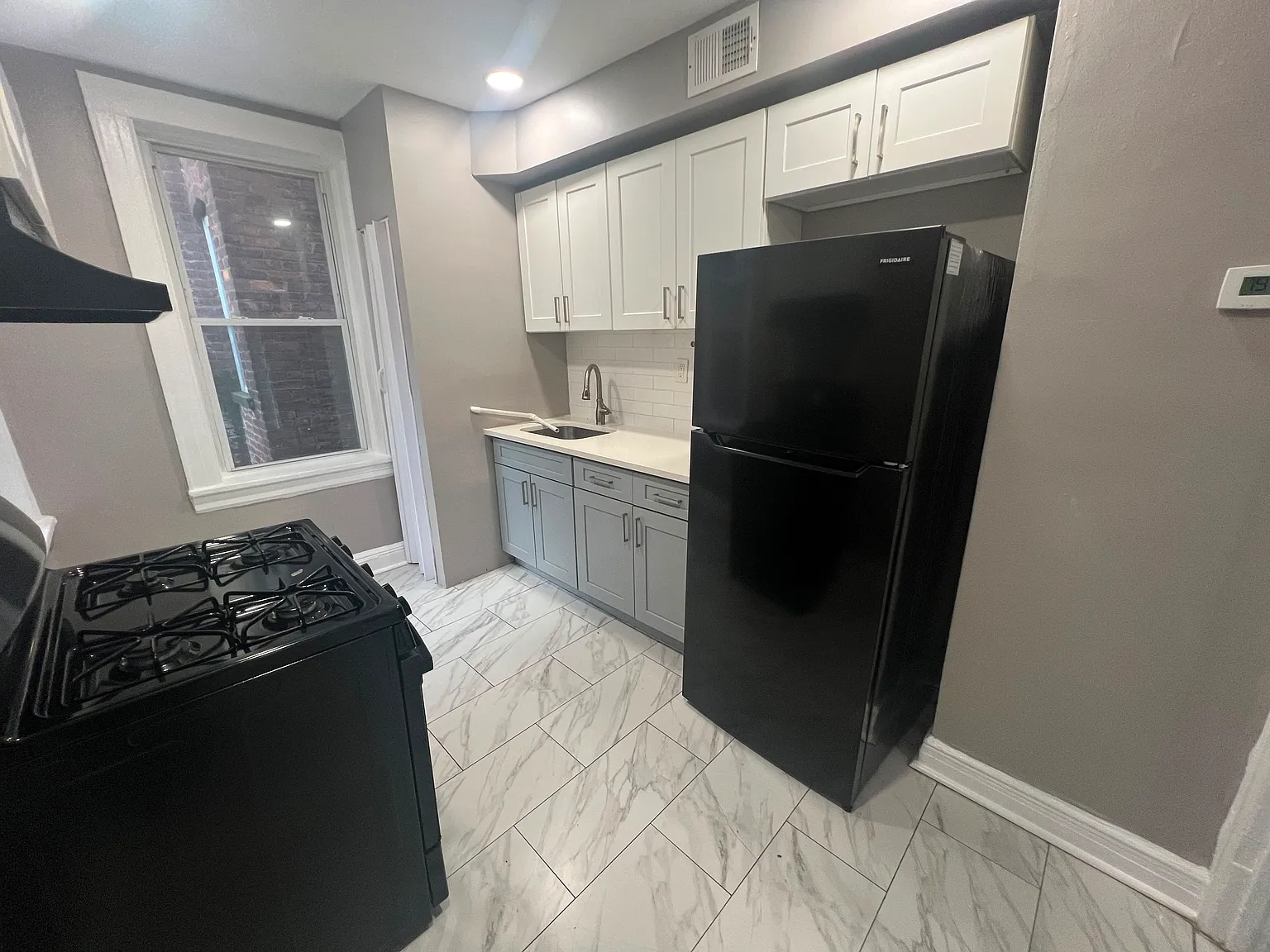 2 bed, $1,750 — Photo 2
