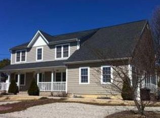 140 Neptune Dr, Manahawkin, NJ