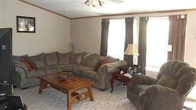 2nd image of 563 McCann Ln