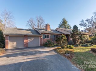 322 Midland Dr, Asheville, NC 28804