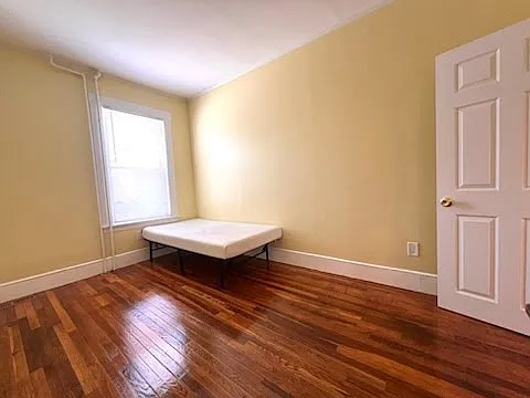 124 Charles St #1 — Photo 5
