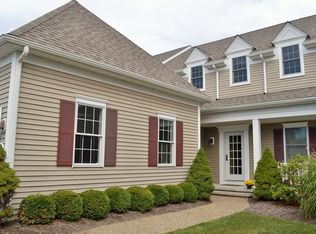 16925 Knolls Way, Chagrin Falls, OH 44023
