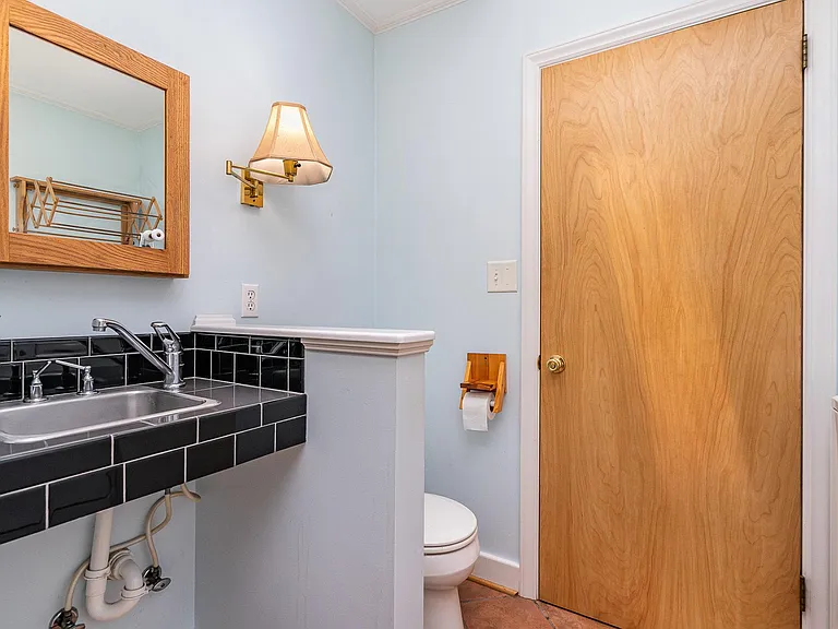 4344 University Dr — Photo 11