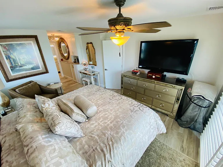 3200 Gulf Blvd #302 — Photo 22