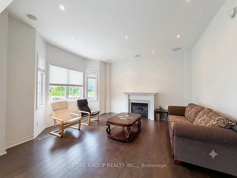 82 Fred McLaren Blvd — Photo 15