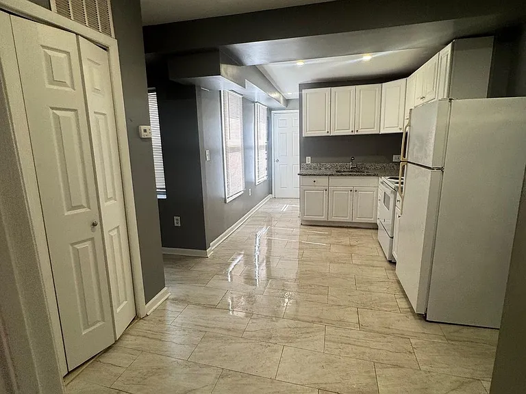 1108 N Bond St #2 — Photo 7