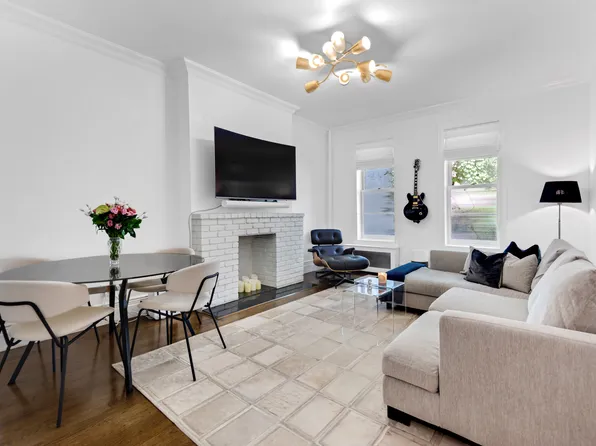92 Horatio Street image 1 of 6
