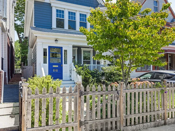 515 East 3rd Street image 1 of 26