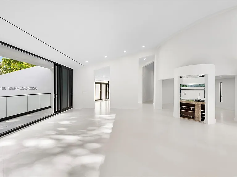 7540 Los Pinos Blvd — Photo 14