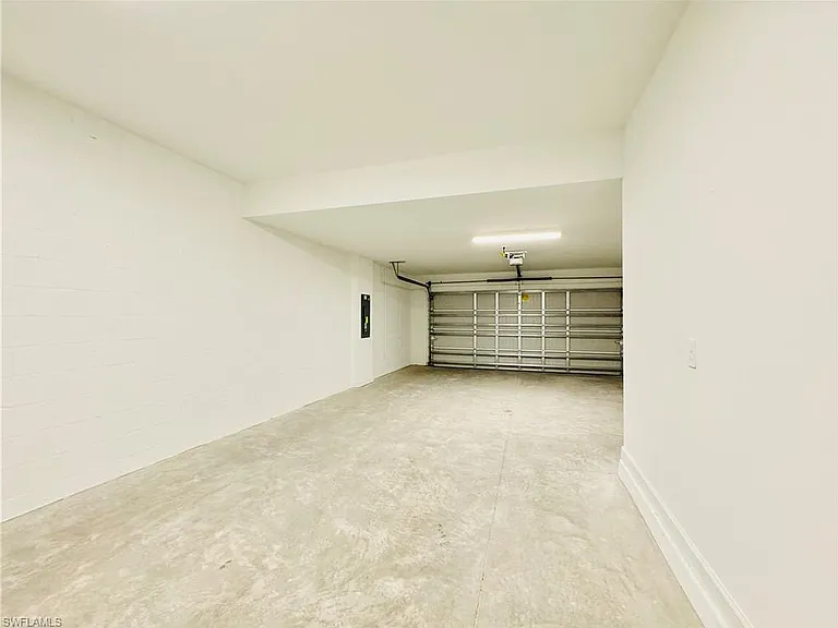 20464 Verawood Loop — Photo 16