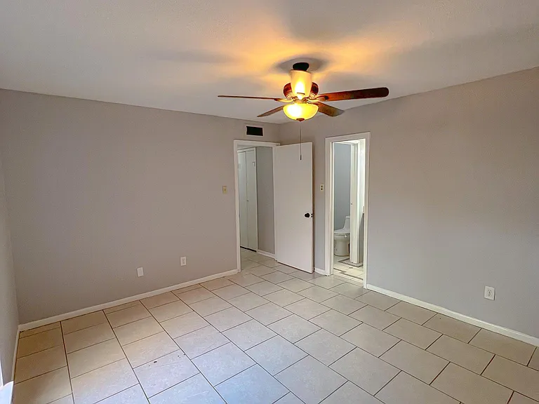 8918 Bissonnet St #307 — Photo 21