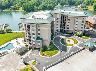 100 Bridgewater Pointe Pl UNIT 204, Moneta, VA 24121