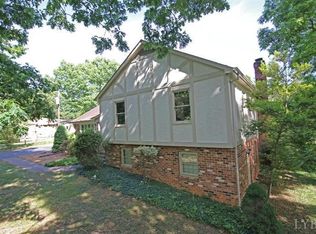 592 Hickok Rd, Lynchburg, VA 24502