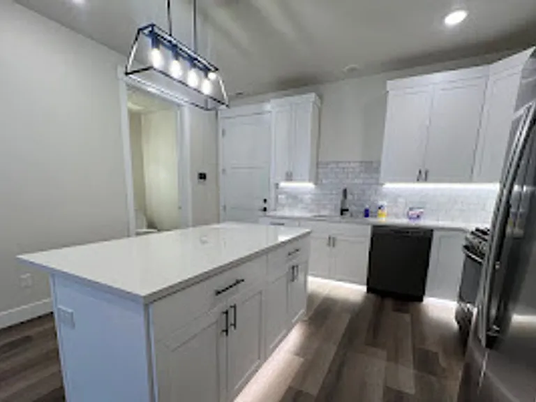 899 S Lincoln Ave #4 — Photo 6