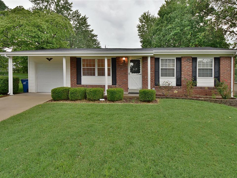 1st image of 25 Glenpark Ct