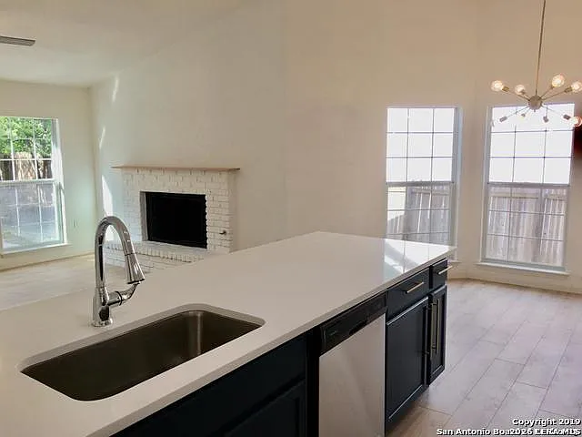 10319 Outlaw Bnd — Photo 3