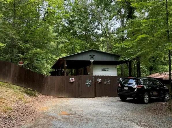 126 25th St, Ellijay, GA 30540