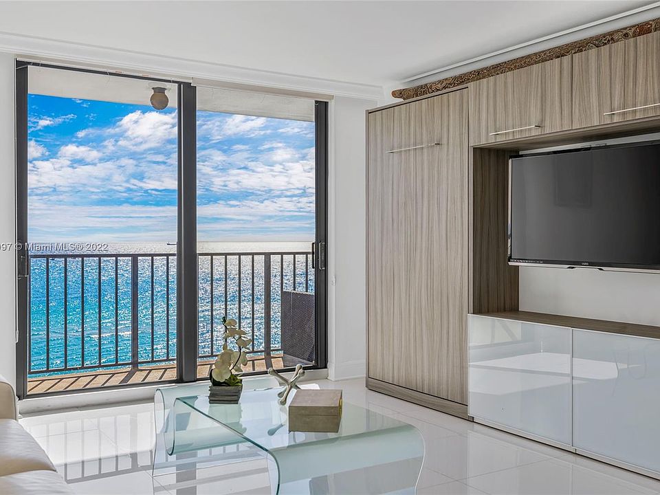 1st image of 2625 Collins Ave APT 1005