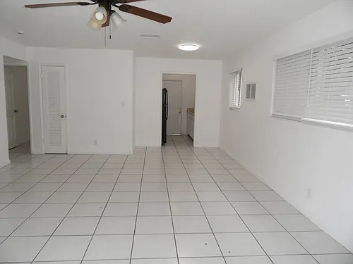 3021 NE 7th Ave #D Photo 1