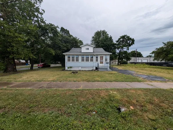 4324 Nameoki Rd, Granite City, IL 62040