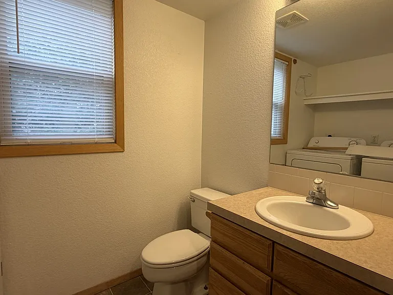 1551 Ambrosia Ct — Photo 7