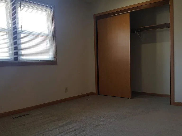 5909 Elkcrest Dr — Photo 13