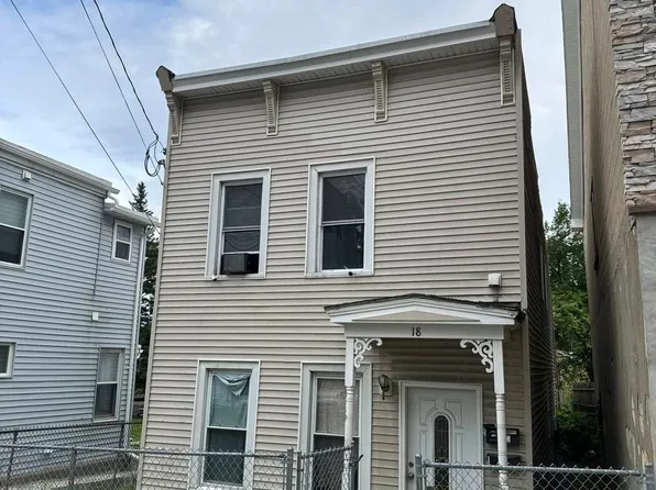 18 Newark Street, Cohoes, NY 12047