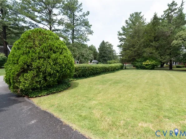 2519 Woodmont Dr, North Chesterfield, VA 23235