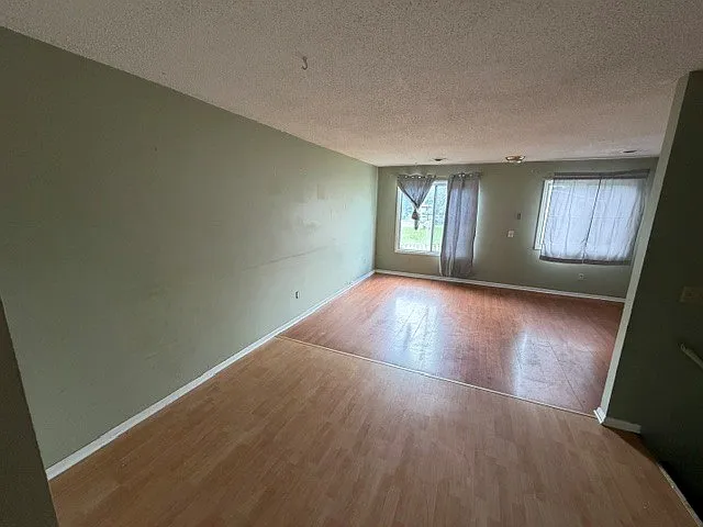 2 bed, 950 sqft, $1,195 — Photo 3