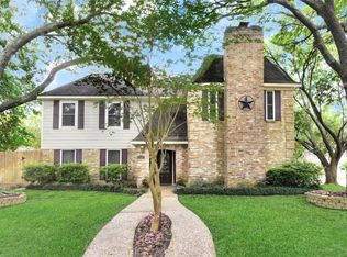 5431 Pine Arbor Dr, Houston, TX 77066