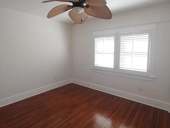 5th image of 351 Vine St
