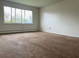 2670 Sheridan Dr, Tonawanda, NY 14150